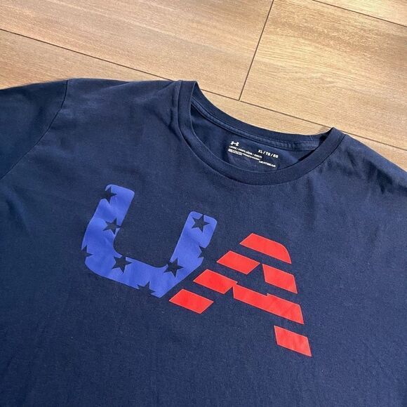 Under Armour‎ Navy Logo Athletic Workout Tshirt Men XL Bin A-39 - Picture 2 of 4